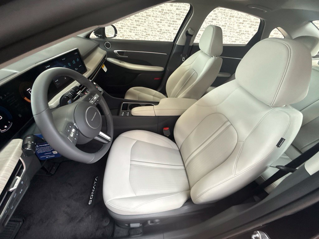 New 2026 Hyundai Sonata SEL FWD image 23