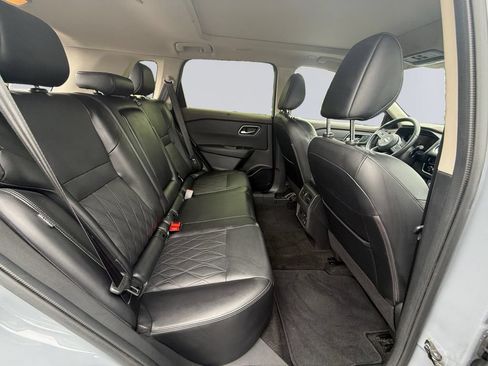 Used 2023 Nissan Rogue Platinum w/ Platinum Premium Package AWD/4WD image 19