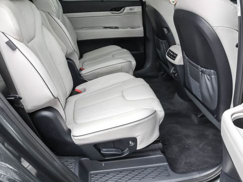 Used 2024 Hyundai Palisade Calligraphy image 33