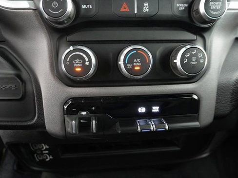 Used 2024 RAM 2500 Big Horn image 29