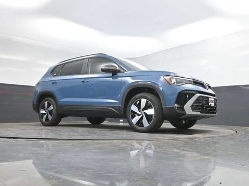 Used 2025 Volkswagen Taos S AWD/4WD image 45