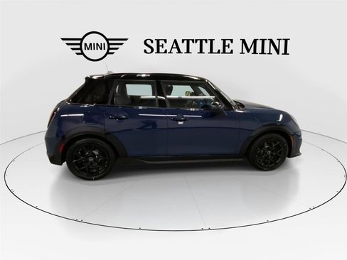 New 2026 MINI Cooper S image 12