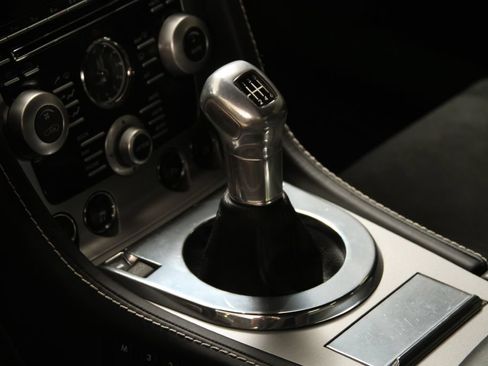 Used 2009 Aston Martin DBS Coupe RWD image 27