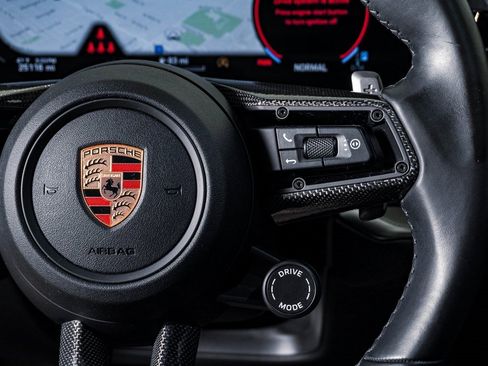 Certified 2024 Porsche Cayenne image 19