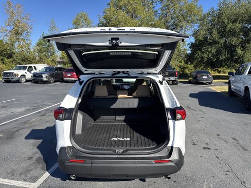 New 2025 Toyota RAV4 LE image 28