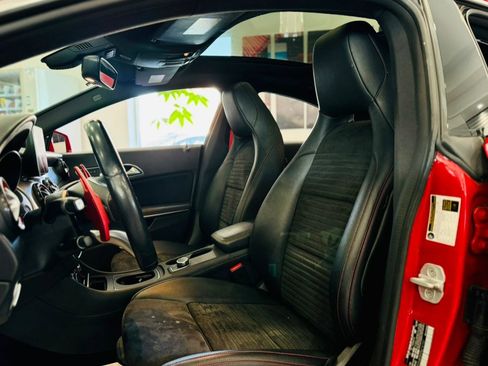 Used 2018 Mercedes-Benz CLA 250 image 14