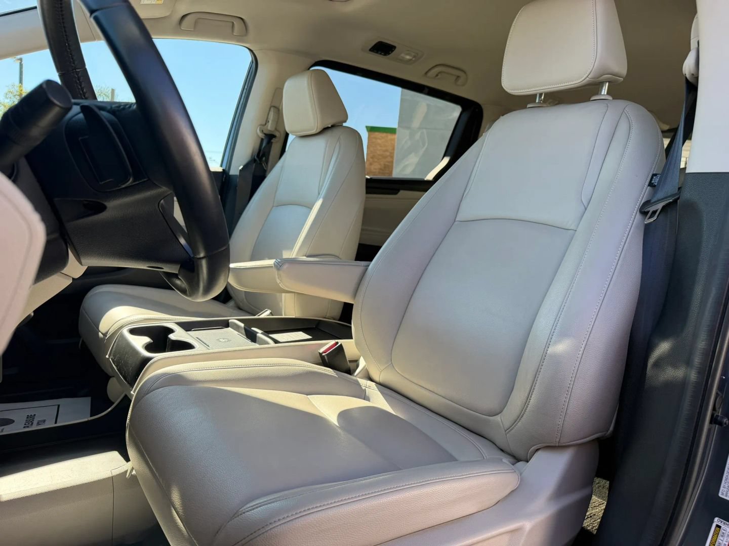 Used 2025 Honda Odyssey EX-L image 11