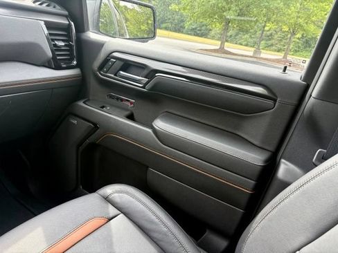 Used 2024 GMC Sierra 1500 AT4 w/ Technology Package AWD/4WD image 26