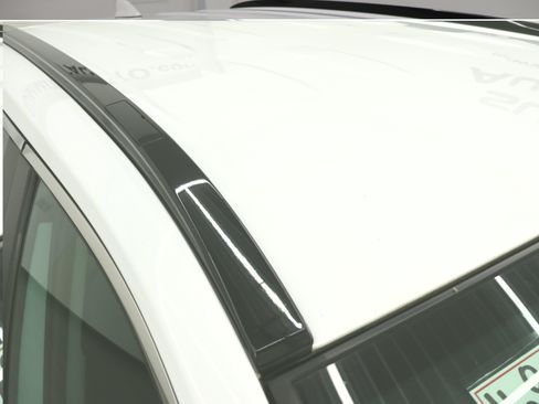 Used 2025 Toyota RAV4 LE AWD/4WD image 4
