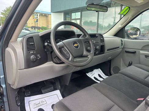 Used 2011 Chevrolet Silverado 1500 W/T RWD image 15