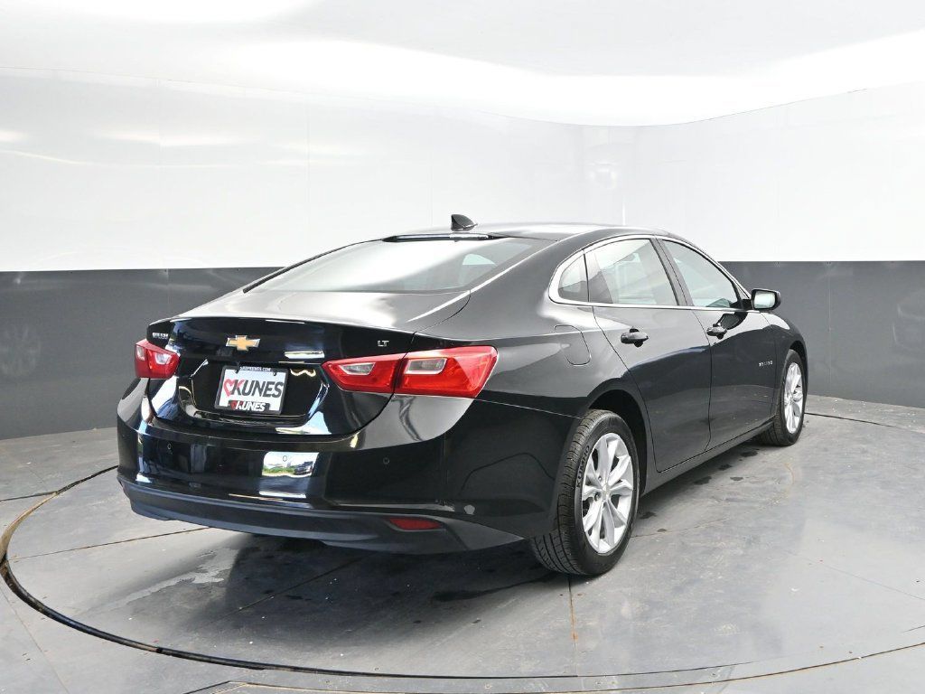 Used 2025 Chevrolet Malibu LT FWD image 7