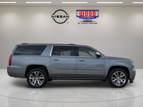 Used 2019 Chevrolet Suburban Premier AWD/4WD image 2