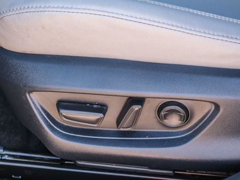 Certified 2025 Toyota Camry SE AWD/4WD image 24