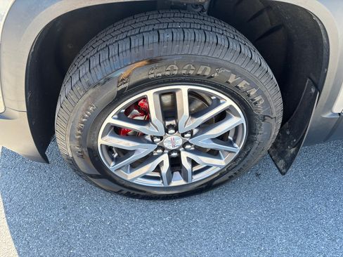 Used 2019 GMC Acadia SLE w/ Driver Alert Package I AWD/4WD image 14