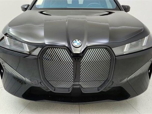 Used 2026 BMW iX xDrive45 image 8