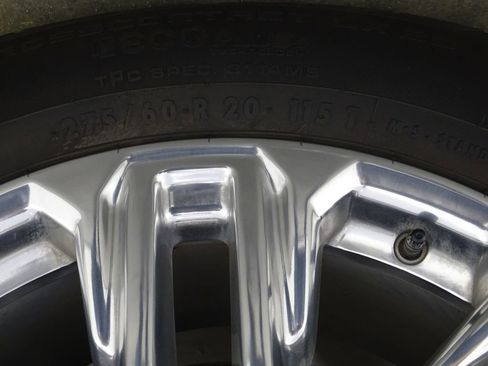 Used 2022 GMC Yukon SLT w/ SLT Luxury Package image 45