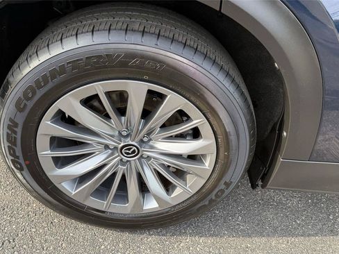 Used 2025 MAZDA CX-90 3.3 Turbo w/ Preferred Package AWD/4WD image 14