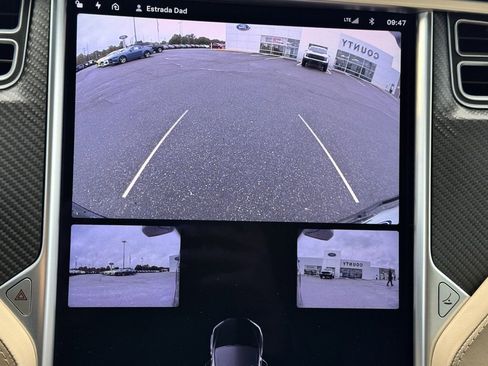 Used 2017 Tesla Model X 75D image 13