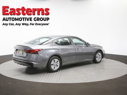 Used 2023 Nissan Altima 2.5 S FWD image 35
