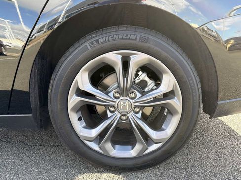 Used 2024 Honda Accord EX image 5