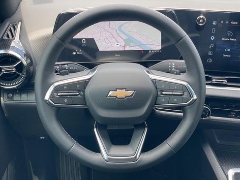 New 2027 Chevrolet Equinox LT w/ Safety and Technology Package FWD image 12
