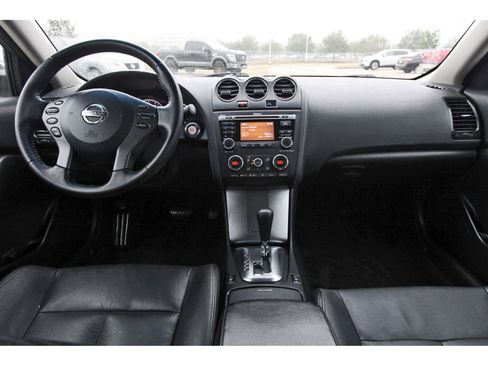 Used 2010 Nissan Altima 2.5 SL w/ SL Pkg image 12
