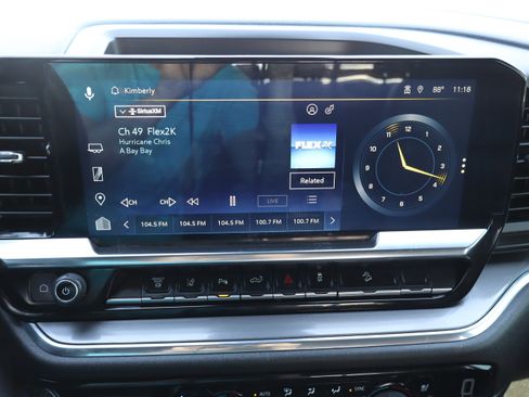 Used 2024 Chevrolet Silverado 2500 High Country w/ High Country Premium Package image 31