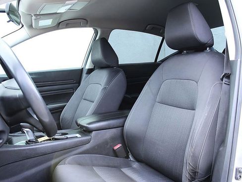 Used 2019 Nissan Altima 2.5 S image 10