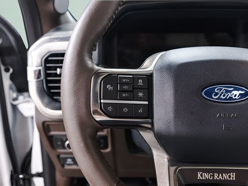 Used 2025 Ford F150 King Ranch AWD/4WD image 12
