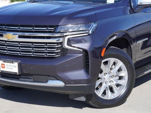 Used 2023 Chevrolet Suburban Premier image 5