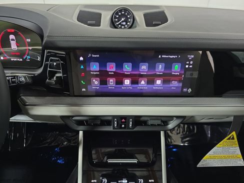 New 2026 Porsche Cayenne image 16