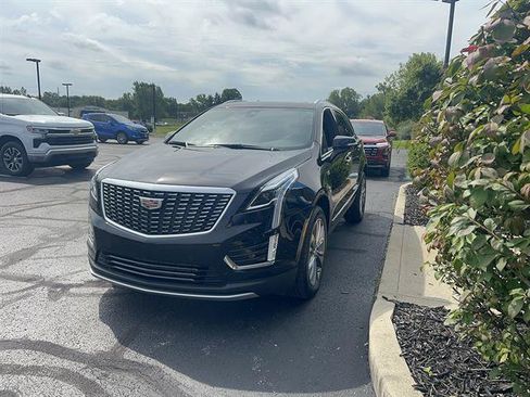 Used 2025 Cadillac XT5 Premium Luxury AWD/4WD image 3