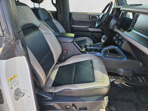 Used 2022 Ford Bronco Wildtrak AWD/4WD image 20