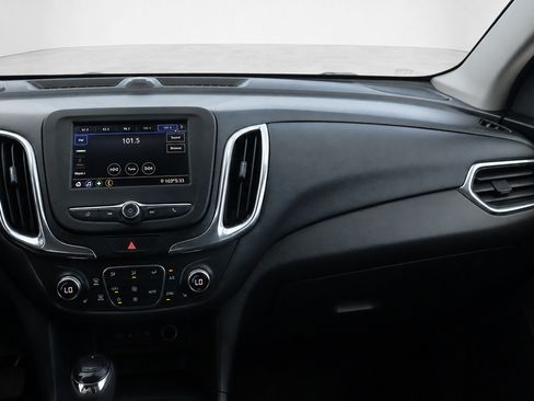 Used 2020 Chevrolet Equinox LT w/ Driver Convenience Package FWD image 31