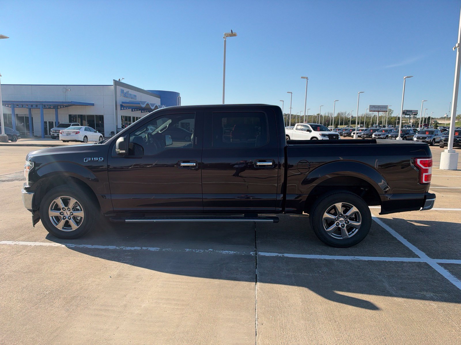 Used 2020 Ford F150 XLT w/ Equipment Group 302A Luxury RWD image 2