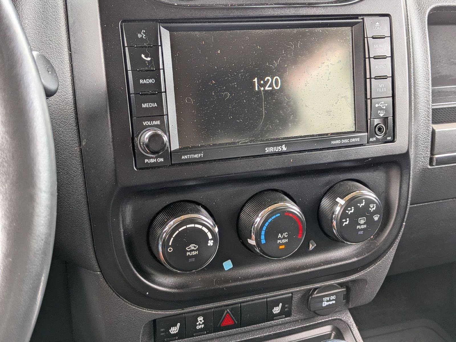 Used 2017 Jeep Patriot Latitude AWD/4WD image 25