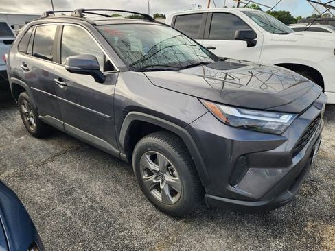 Used 2025 Toyota RAV4 XLE FWD image 1