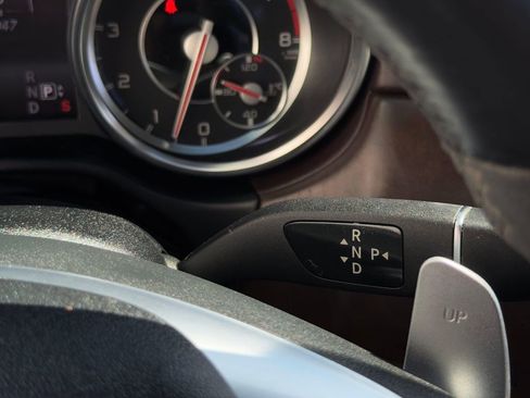 Used 2014 Mercedes-Benz GL 63 AMG 4MATIC image 22