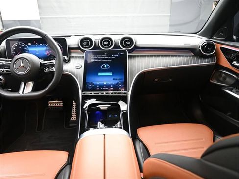 Used 2024 Mercedes-Benz C 300 4MATIC Sedan image 9