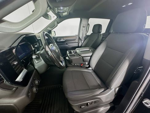Used 2022 Chevrolet Silverado 1500 LT image 13