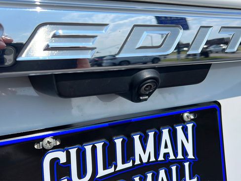 Used 2021 Ford Expedition Max Limited image 8