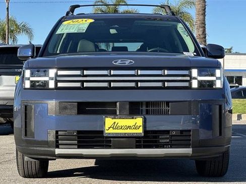 Certified 2025 Hyundai Santa Fe SEL image 9