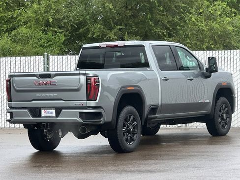 New 2026 GMC Sierra 2500 AT4 w/ Technology Package AWD/4WD image 4
