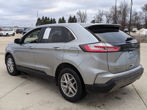 Certified 2022 Ford Edge SEL w/ Convenience Package image 5