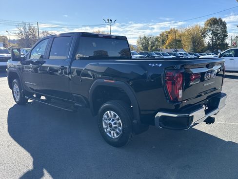 New 2026 GMC Sierra 2500 Pro w/ Convenience Package image 6