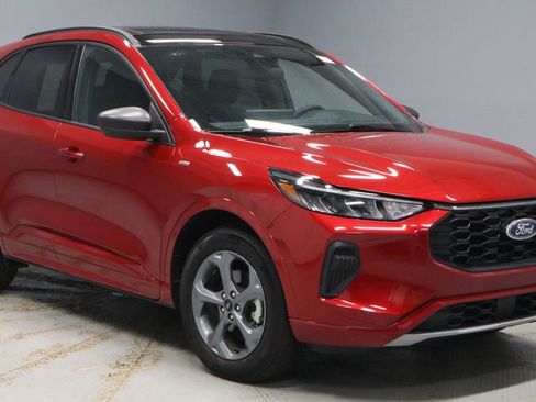 Certified 2023 Ford Escape ST-Line w/ Tech Pack #1 image 1