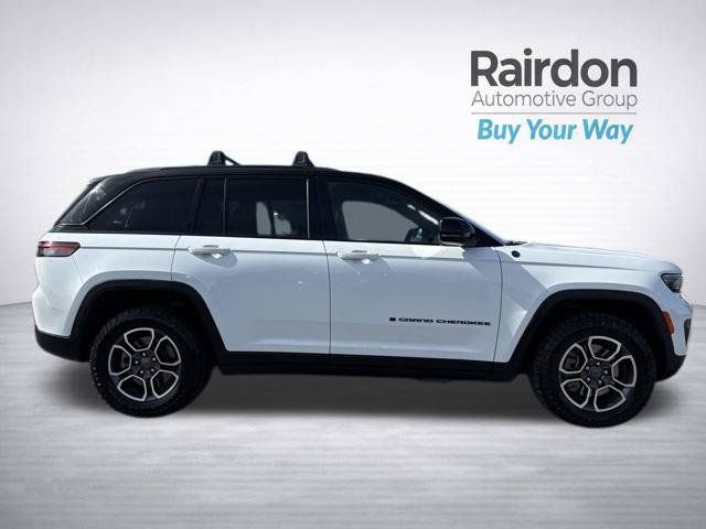 Used 2023 Jeep Grand Cherokee Trailhawk AWD/4WD image 8