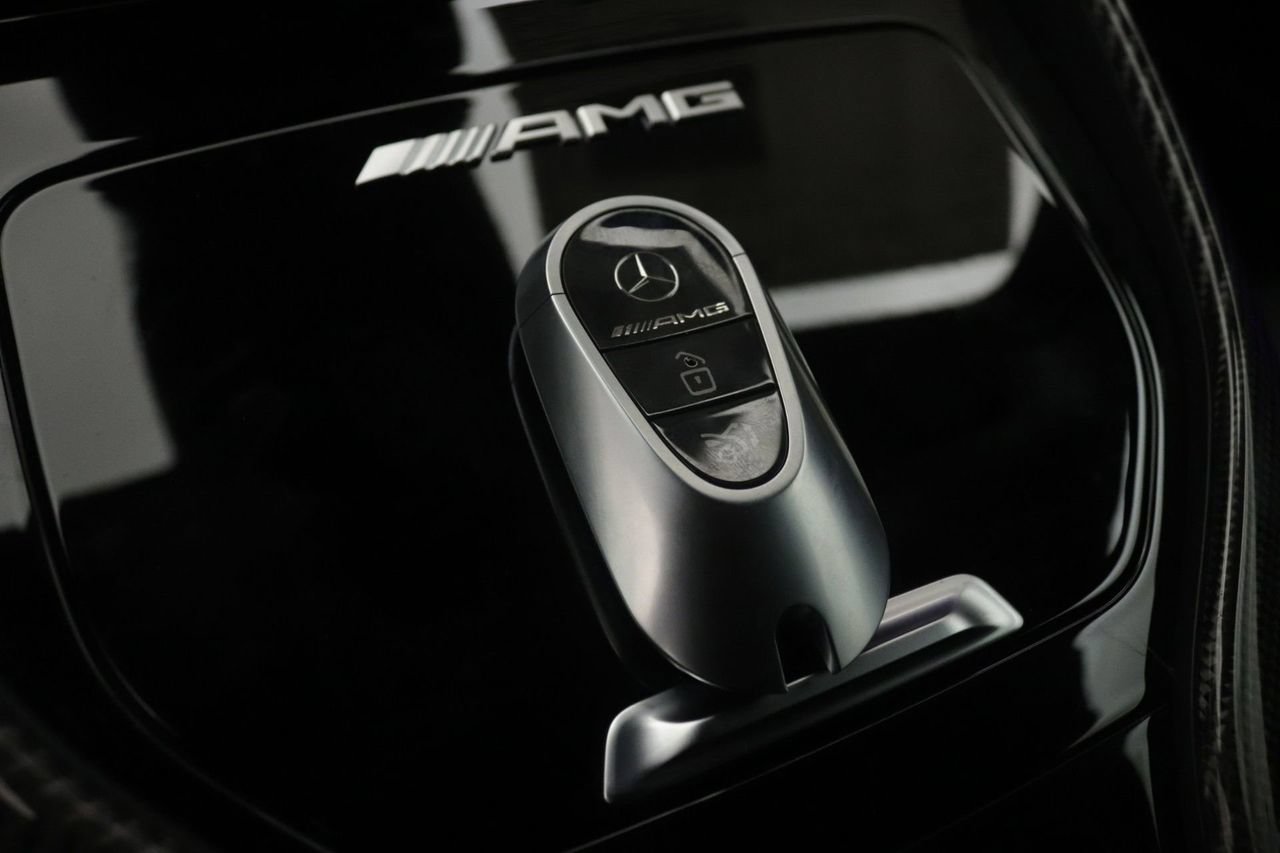New 2026 Mercedes-Benz SL 63 AMG 4MATIC image 14