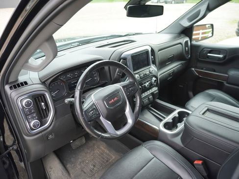 Used 2019 GMC Sierra 1500 SLT w/ SLT Premium Plus Package AWD/4WD image 3
