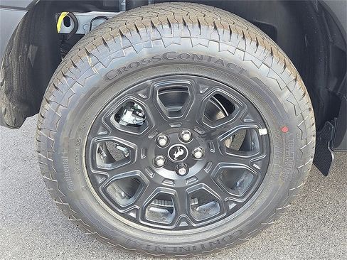 New 2025 Ford Bronco Sport Badlands image 7